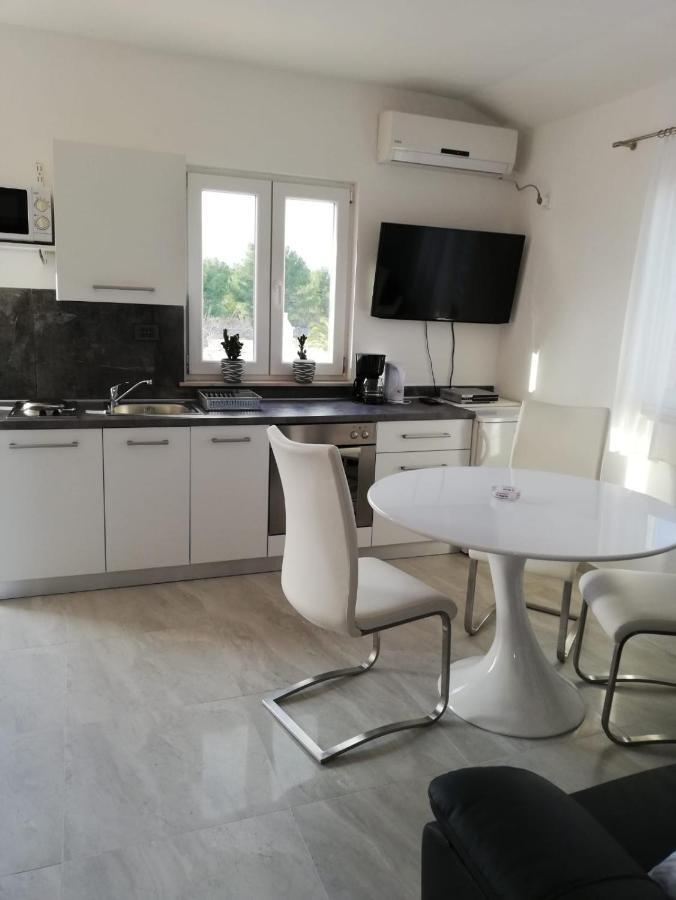 Apartments Jankovic Vodice Exteriör bild