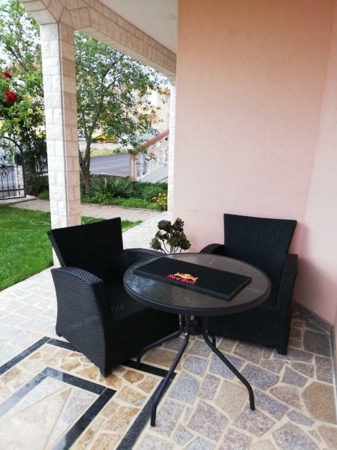 Apartments Jankovic Vodice Exteriör bild